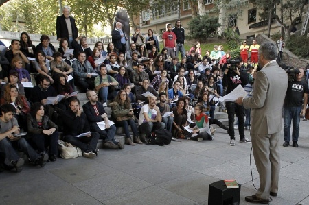 Spanish man speaking to students