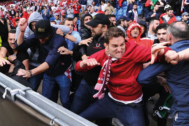 Fight breaks out during football match