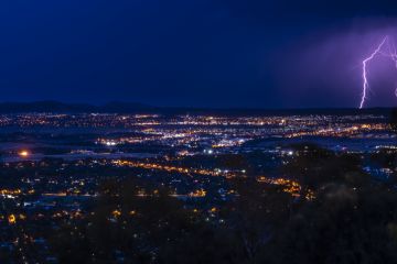 Thunder strikes in northern Canberra at night