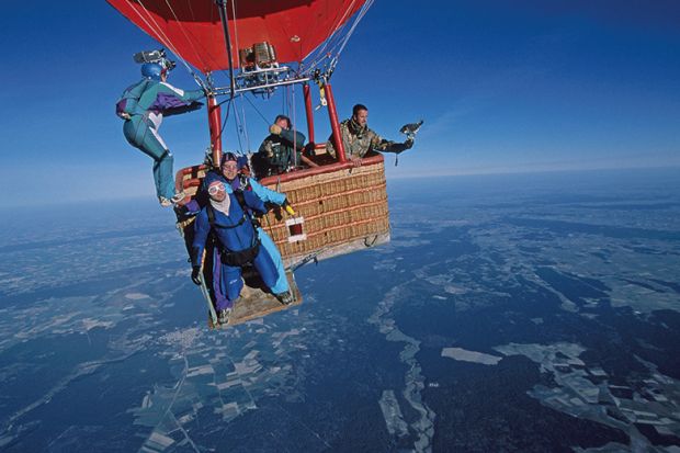 Jumping from hot air balloon