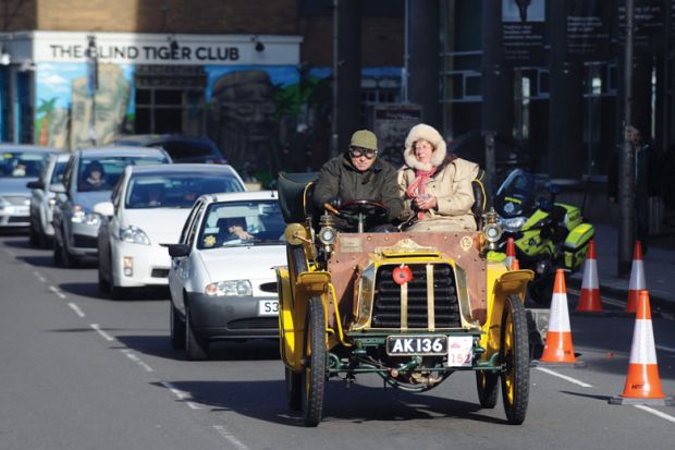 Cars stuck in traffic, RAC London to Brighton Veteran Car Run