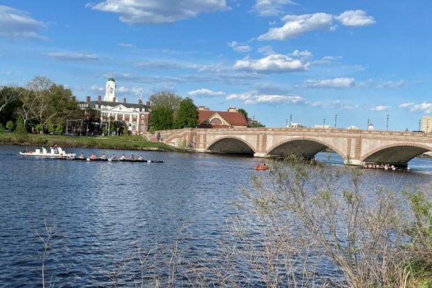 Harvard bridge