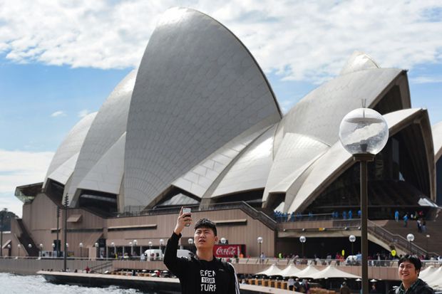 sydney-opera-house-selfie